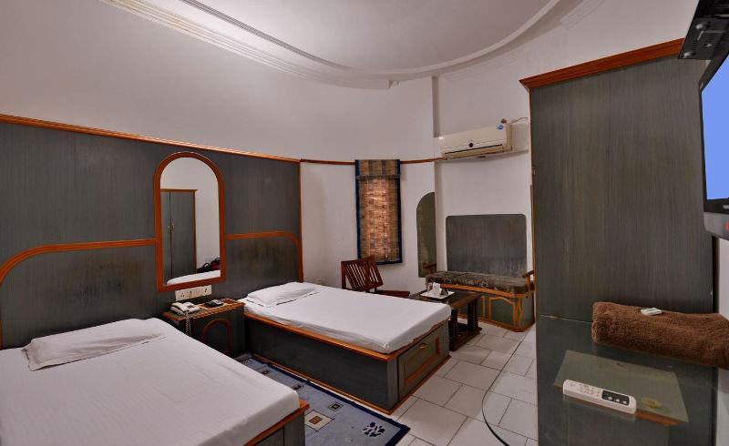 Hotel Sahil Palace Rupnagar  Buitenkant foto