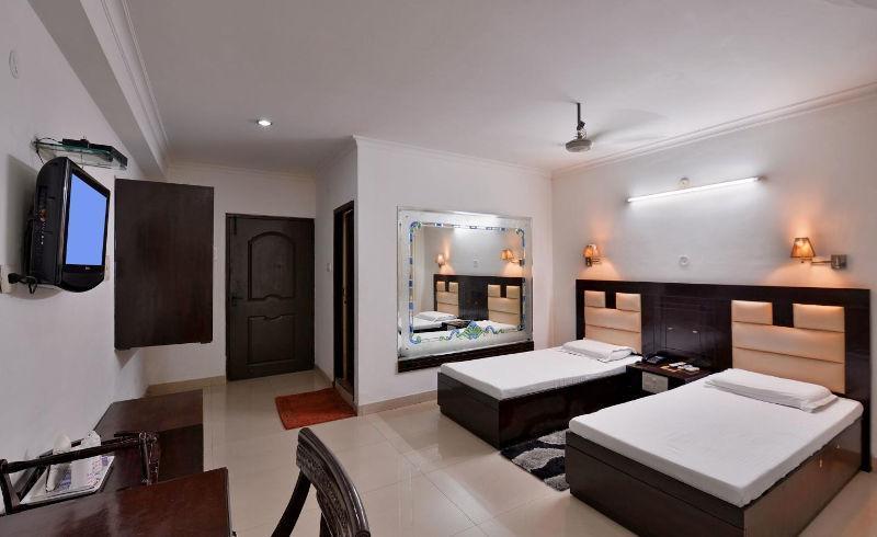 Hotel Sahil Palace Rupnagar  Buitenkant foto