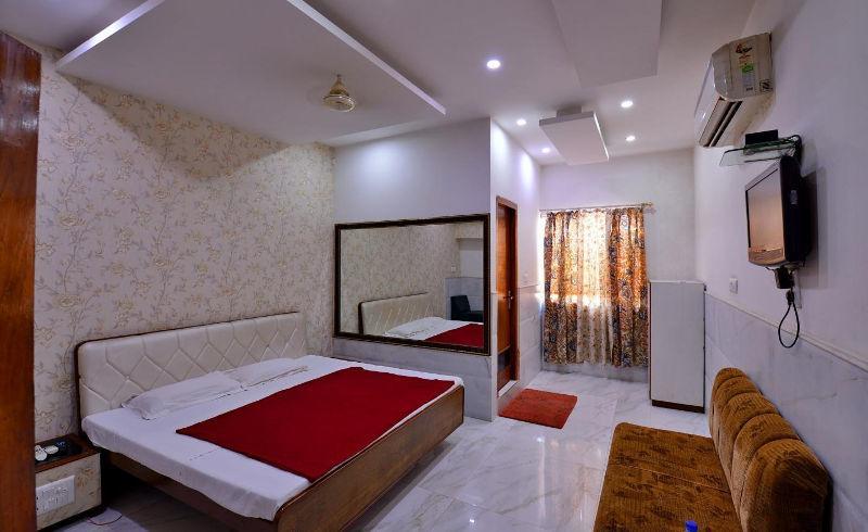 Hotel Sahil Palace Rupnagar  Buitenkant foto